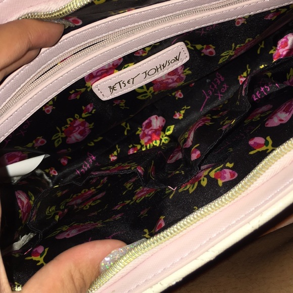 Betsy Johnson Clutch Purse - Picture 4 of 4